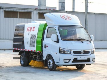 東風途逸0.5方水2方塵掃路車